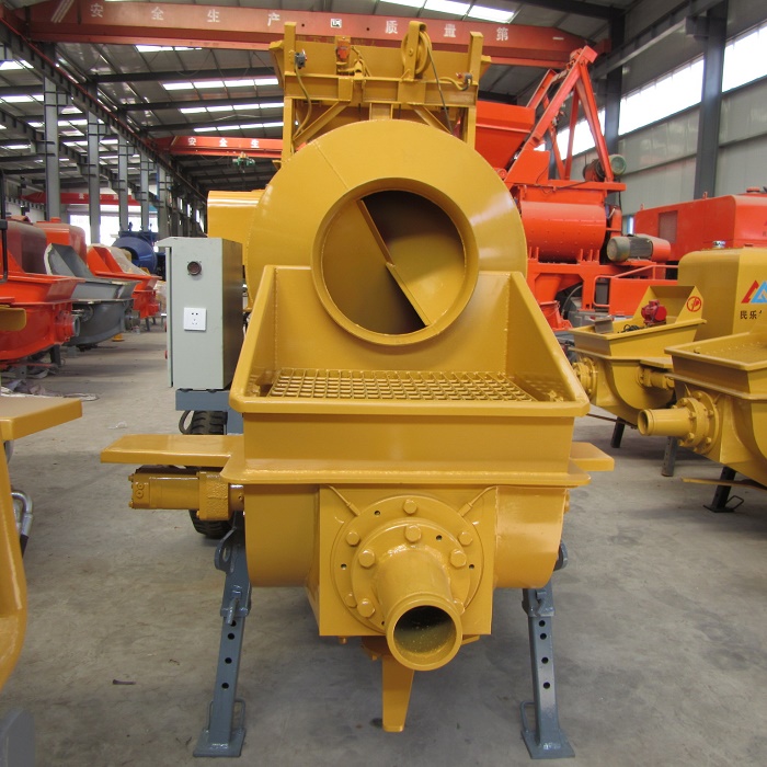 Mezcladora de Concreto Autocar - Concrete Mixer Small reseña y precio